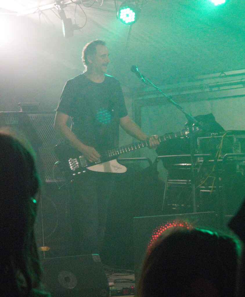 Heiko auf der Bühne im Caktuszelt